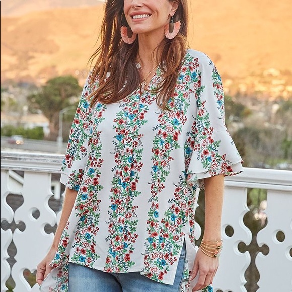 Matilda Jane Tops - NWT Matilda Jane Atlas Floral Tunic Blouse